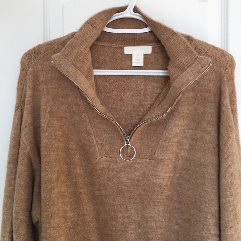 1/4 Zip sweater with slight crop